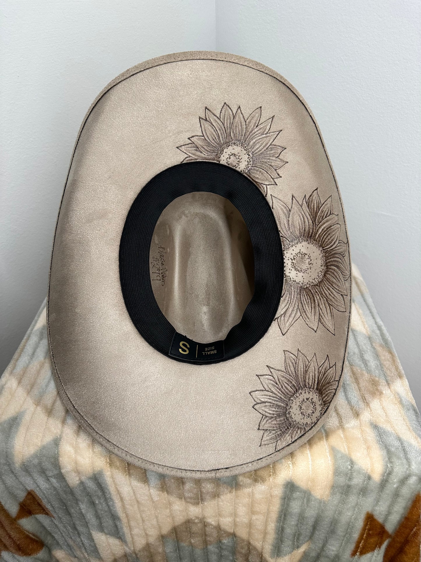 Burned Hat #279