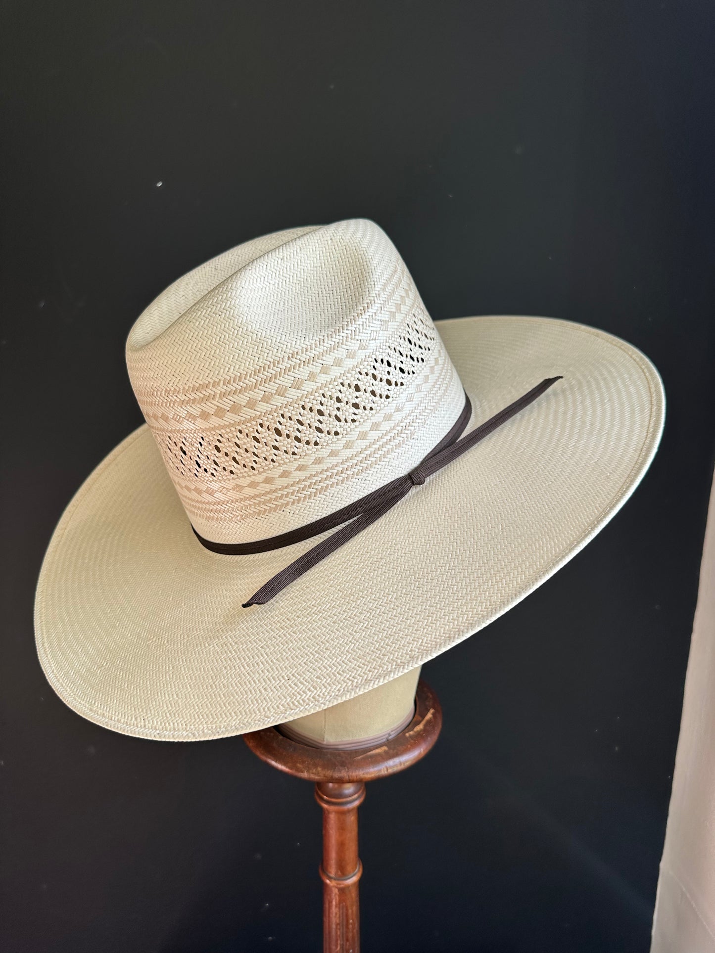 25 X Shantung Quenten Rodeo King
